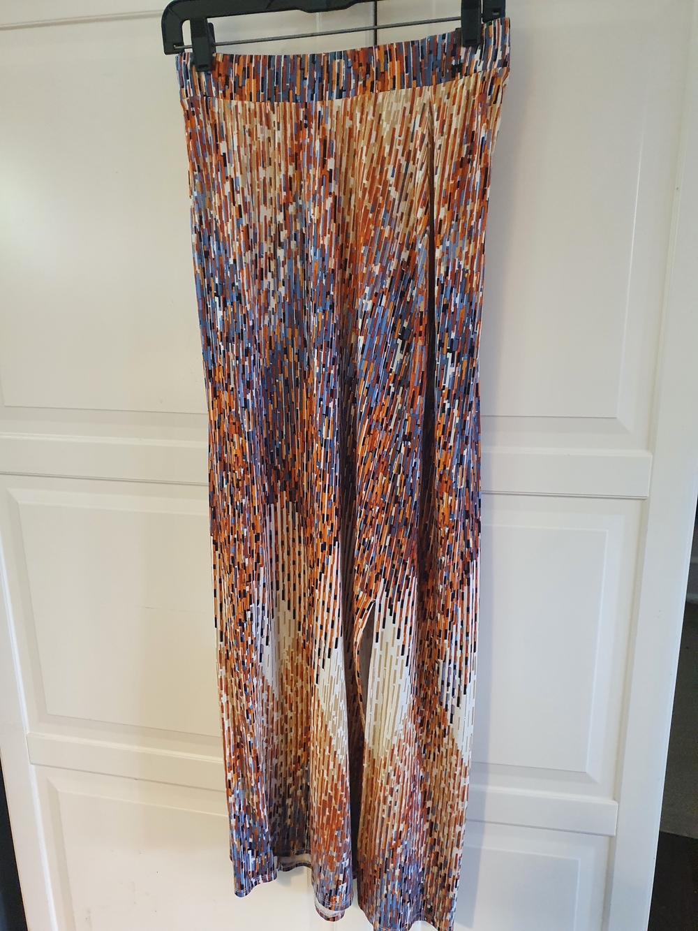 Beautiful Geo Pattern Maxi Skirt